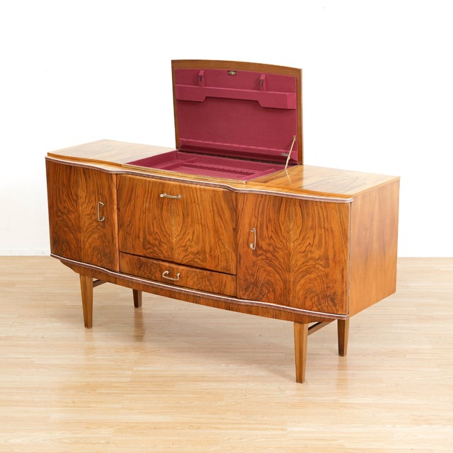Beautility 1960s Walnut Liquor Cabinet Credenza by Beautility of London For Sale - Image 4 of 10