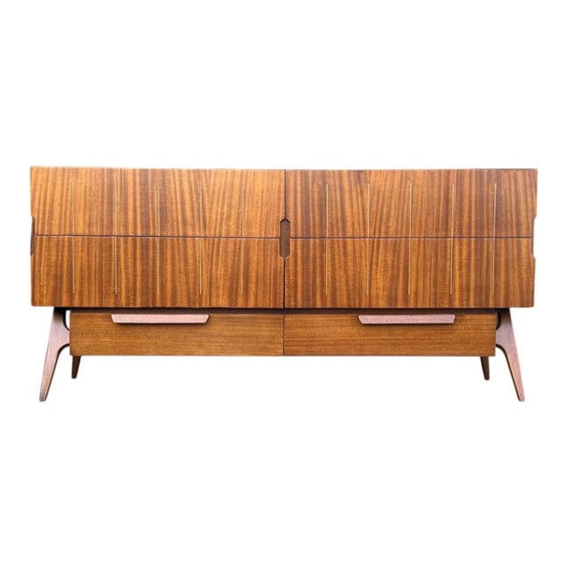 Mid-Century Modern Mid-Century Modern Walnut Dresser With Sculpted Integrated Pulls and Splayed Legs” For Sale - Image 3 of 15