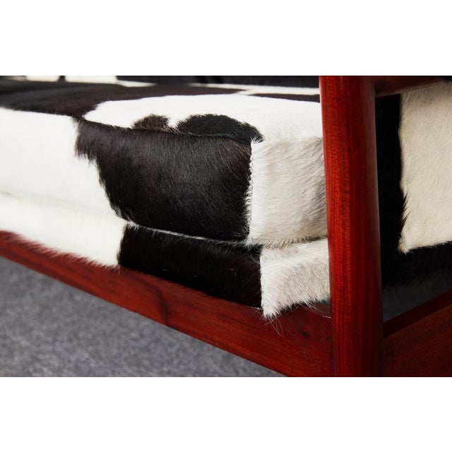 Mid-Century Cuban Guama Sofa in Mahogany and Cowhide by Gonzalo Cordoba for Dujo, 1954 For Sale - Image 12 of 18
