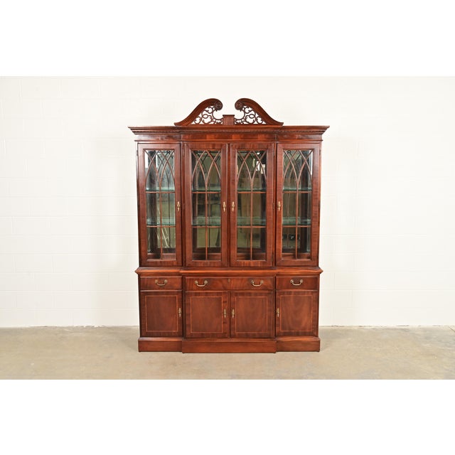 Ethan Allen Georgian Inlaid Mahogany Lighted Breakfront Bookcase Cabinet For Sale - Image 14 of 14