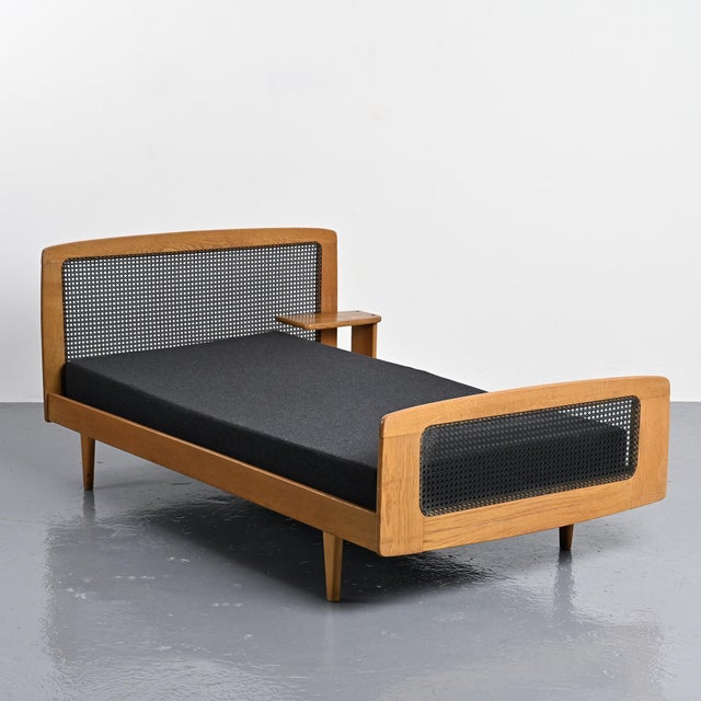 1960s Single Bed by Roger Landault for Ligne Roset, France, 1965 For Sale - Image 5 of 15