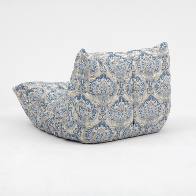 Togo Lounge Chair and Pouf in Pattern Fabric by Michel Ducaroy for Ligne Roset, 1973, Set of 2 For Sale - Image 12 of 18