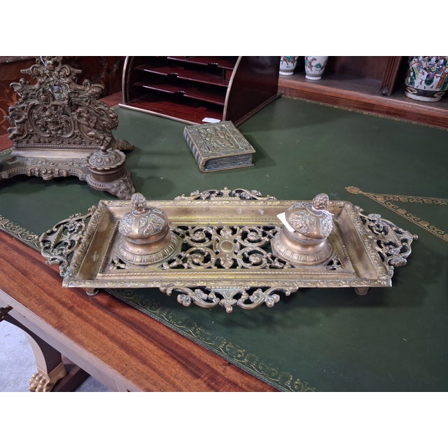 Neo-Renaissance Bronze Desk Inkwell with Openwork Decoration, 19th Century For Sale - Image 5 of 12