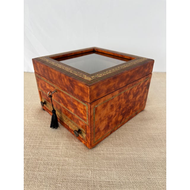 Vintage Italian Florentine Gold Embossed Leather Wrapped Jewelry Box With Key For Sale - Image 4 of 12