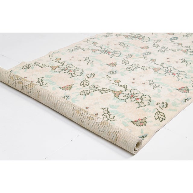 Mid 20th Century Neutral Oushak Turkish Rug For Sale - Image 10 of 10