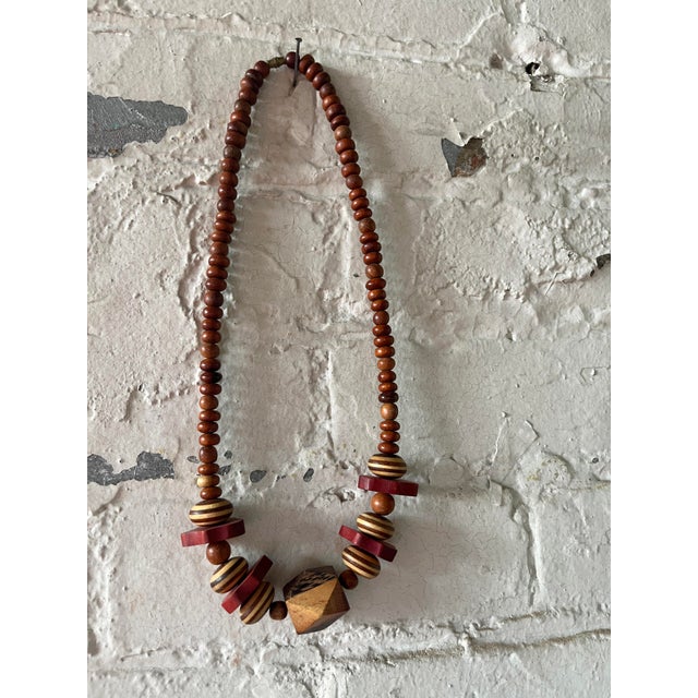 1970s Vintage Mid-Century Modern Chunky Wooden Boho Necklace For Sale - Image 6 of 8