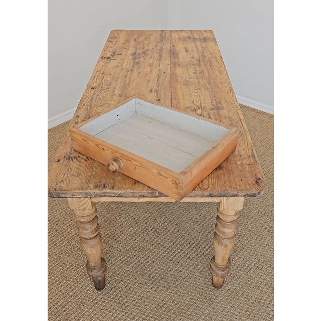 Antique English Pine Farmhouse Dining Table - Circa 1870 For Sale In Orlando - Image 6 of 10