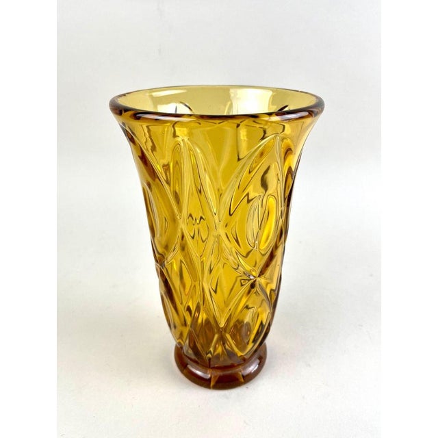 Glass 20th Century Art Deco Glass Vase in Amber Colored, Austria, 1920s For Sale - Image 7 of 17