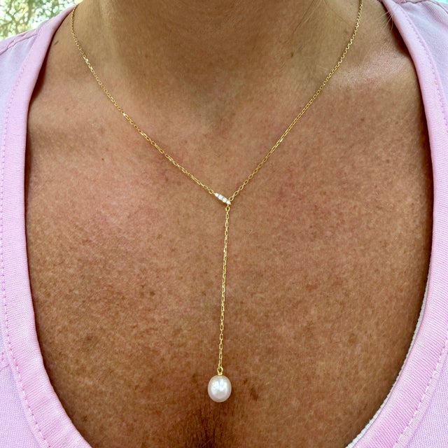 Mikimoto 18k Yellow Gold Akoya Pearl Lariat Drop Pendant Necklace For Sale - Image 9 of 9