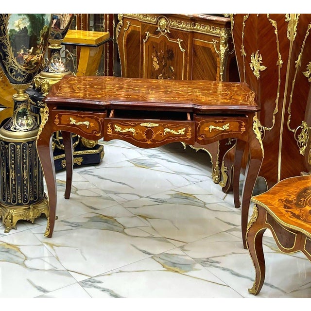 French Style Console Table / Desk – Brown Finish With Gold Leaf For Sale In Miami - Image 6 of 6