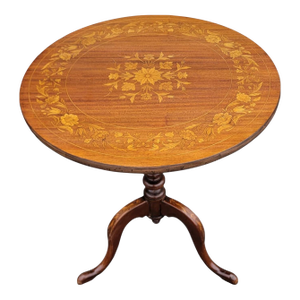 1920s Mahogany Inlaid Tilt-Top Table – Queen Anne Style Pedestal Center Table