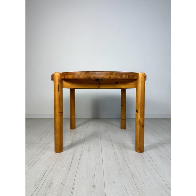 Mid-Century Modern Vintage Round Extendable Pine Dining Table, 1980s For Sale - Image 3 of 10