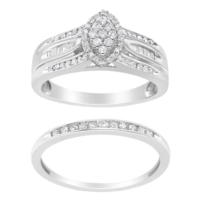 .925 Sterling Silver 1/2 Cttw Round and Baguette-Cut Diamond Engagement Bridal Set (I-J Color, I1-I2 EVS1010 For Sale