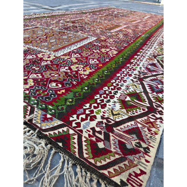 Textile Stunning 90-Year-Old Afshar Flat-Weave Kilim – Exceptional Textile Lovers' Piece Kept in Pristine Trunk Condition For Sale - Image 7 of 7