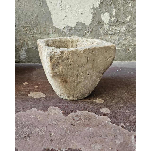 Stone pharmacy mortar. Early decades of the 1900s. Good general condition.