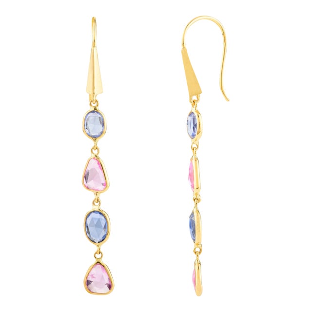 Art Deco 3.66 Carat Multi Sapphire Uneven Cut Dangle Earrings in 18k Gold- A Pair For Sale - Image 3 of 10