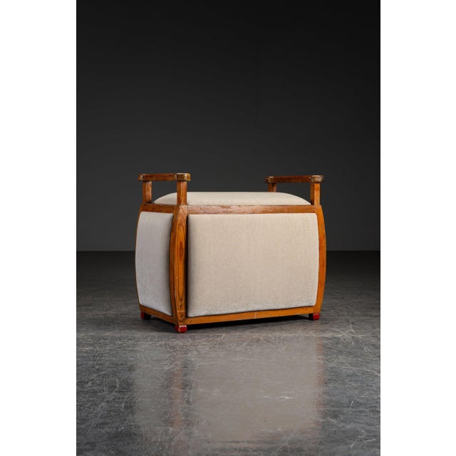 Vintage Art Deco Stool, 1930s, in Very Good conditions. I have official proof of authenticity such as vintage catalogs,...
