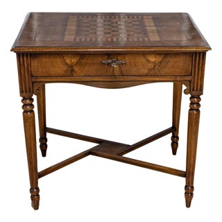 Italian 19th Century Walnut and Mahogany Game Table with Checkerboard Top For Sale
