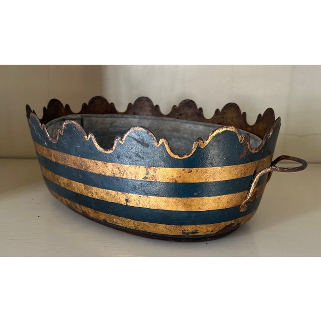 Antique Early 19th Century French Tole Monteith or Jardiniere Cachepot For Sale In New York - Image 6 of 15