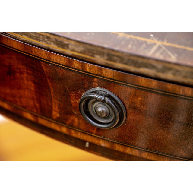 Early 18th Century Federal Mahogany Pembroke Drop Leaf Table With Satinwood Inlaid Legs and Brass Pull For Sale - Image 9 of 9