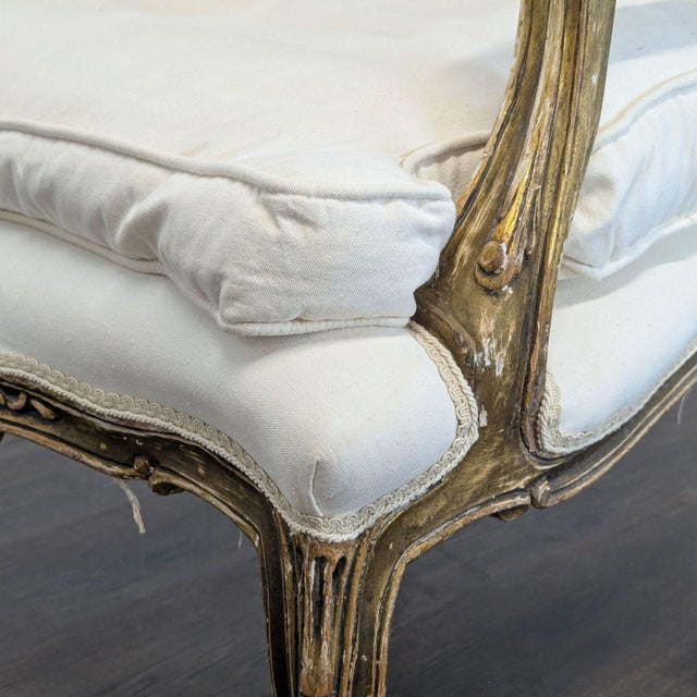 Elegant Vintage Armchair With White Upholstery and Gold Trim For Sale In San Francisco - Image 6 of 9