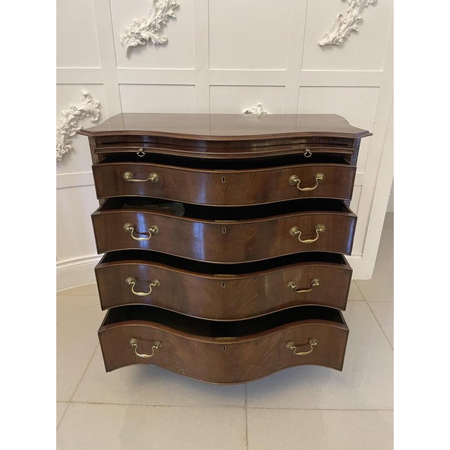 Edwardian Mahogany Serpentine Chest of Drawers, 1900s For Sale - Image 3 of 14