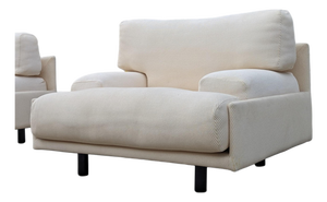 Italian Postmodern Oversized Lounge Chair in Cream Upholstery, 1970s, Mid-Century