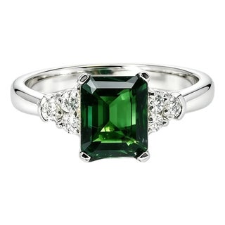 Late 20th Century 14K White Gold Green Tourmaline Diamond Cocktail Ring, Size 6.25 For Sale