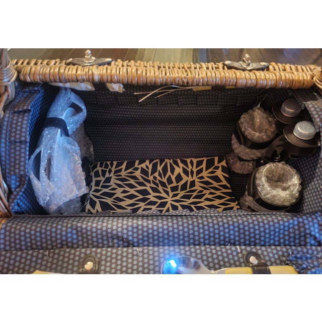 Wicker Cylindrical Service for 2, Picnic Basket- 18 Piece Set For Sale In West Palm - Image 6 of 10