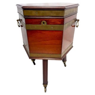 18th Century Mahogany Wine Cooler For Sale
