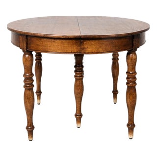 Extending Dining Table in Oak For Sale