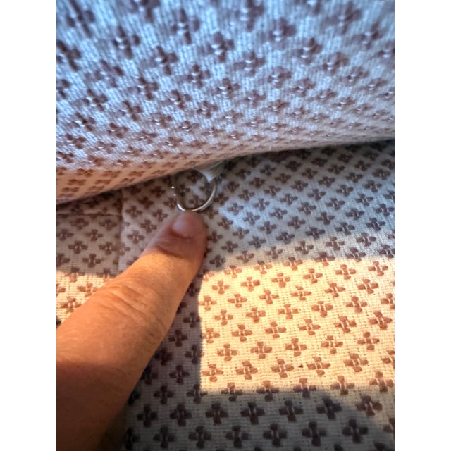 Up for sale is a stunning, bench-made camelback settee that exemplifies traditional American craftsmanship. While...