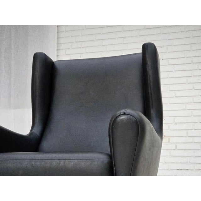 Vintage Danish Lounge Chair in Leather and Teak by Illum Wikkelsø for Søren Willadsen Møbelfabrik, 1960s For Sale - Image 16 of 18