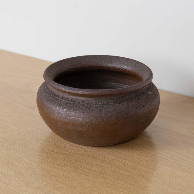 Japanese 1950s Japanese Bizen-Style Stoneware Bowl For Sale - Image 3 of 9