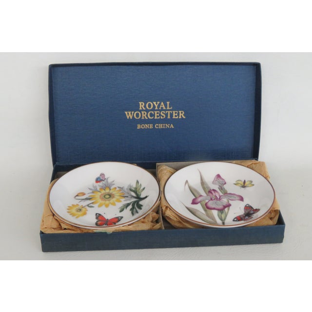 English Royal Worcester England Bone China Pair of 2 Trinket Dishes Boxed Gift Set 4990b For Sale - Image 3 of 11