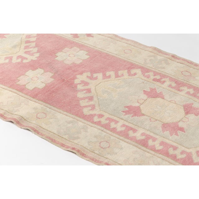 Authentic Vintage Oushak in Beige & Sand Rug For Sale - Image 6 of 10