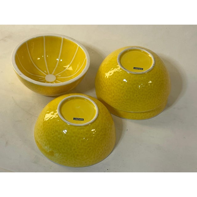 1960s Set of 4 Vintage Mid-Century Modern Japanese Yellow Ceramic Citrus Bowls (4.5"d) For Sale - Image 4 of 5