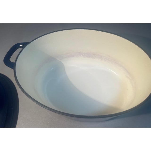 1990s 7 Quart Dutch Oven Martha Stewart Lapis Blue Enamel Oval With Two Handles For Sale - Image 5 of 8