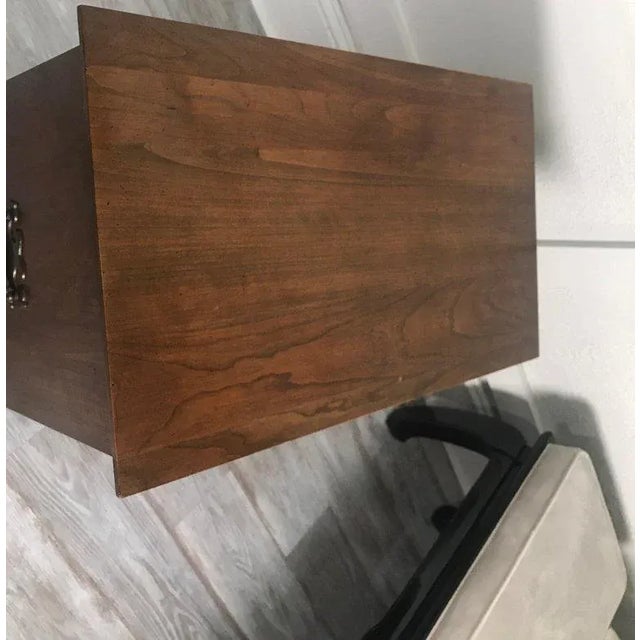 1960s 1960s Traditional Solid Pennsylvania Cherry Small Bachelors Chest For Sale - Image 5 of 10