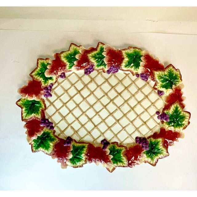 Rustic 1980s Vintage Arts & Crafts Majolica Fall Thanksgiving Fitz and Floyd Leaf Platter. For Sale - Image 3 of 11