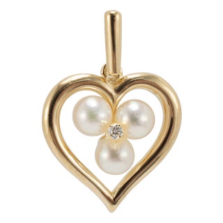 Retired Mikimoto 18k Yellow Gold Pearl Pendant Heart Motif Drop Pendant For Sale