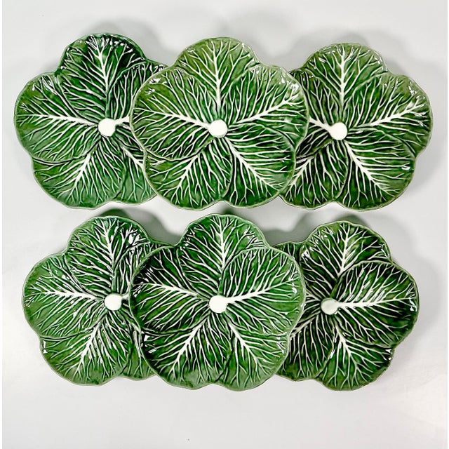 1990s 1990s Vintage Hollywood Regency Boho Chic Majolica Cabbage Ware Dinner Plates - Set of 6. For Sale - Image 5 of 14