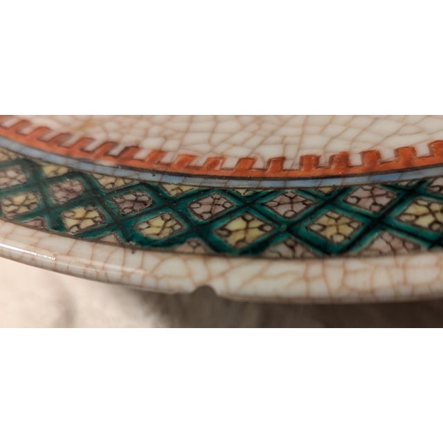 Antique Chinese Crackle Glaze Charger | Nezha Battle Scene | Famille Verte | Late Qing Dynasty c.1880–1920 For Sale - Image 12 of 12