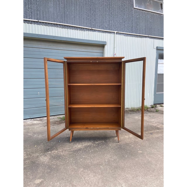 Mid Century Display With Glass Doors and Shelving Attributed to