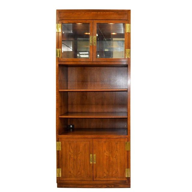 1970s Henredon Scene One Campaign Lighted Display Unit For Sale In Chicago - Image 6 of 7