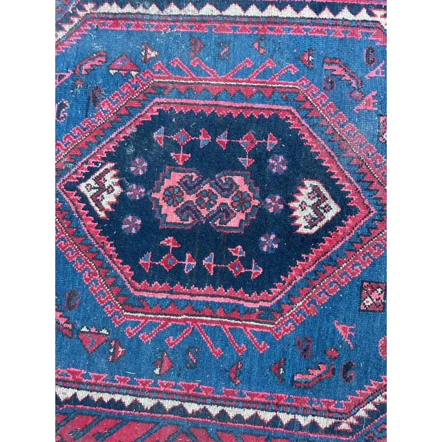 Vintage Distressed Hamadan Rug, 1950s For Sale - Image 12 of 18