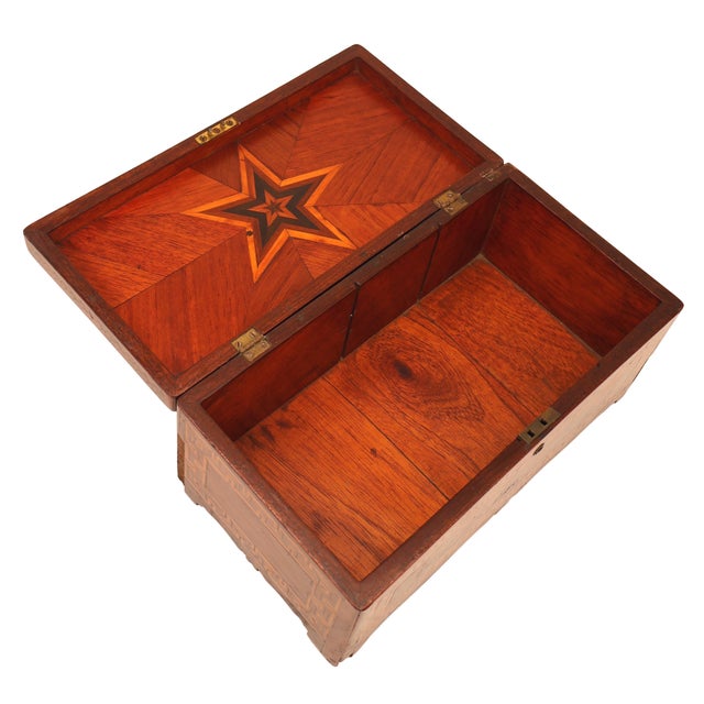 Wood Early 19th Century Inlaid Mahogany Box With Marquetry Detail, English, Ca. 1820 For Sale - Image 7 of 14