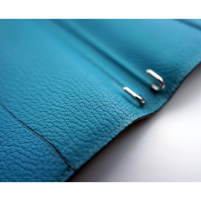 Blue Hermes Turquoise Chevre Leather Globe-Trotter Agenda Cover, C. 2004 For Sale - Image 8 of 12