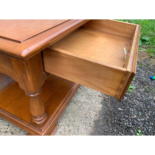 Brown Pair of Ethan Allen Early American Colonial Style Maple 2 Tier Nightstands For Sale - Image 8 of 10