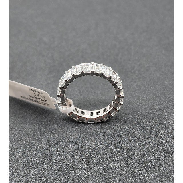 6.61 Ct Emerald Cut Eternity Band Size 7.5 For Sale In Chicago - Image 6 of 9